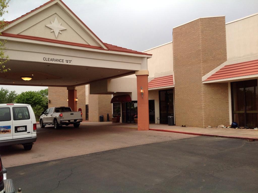 Hotel Wyndham Garden Amarillo Extérieur photo